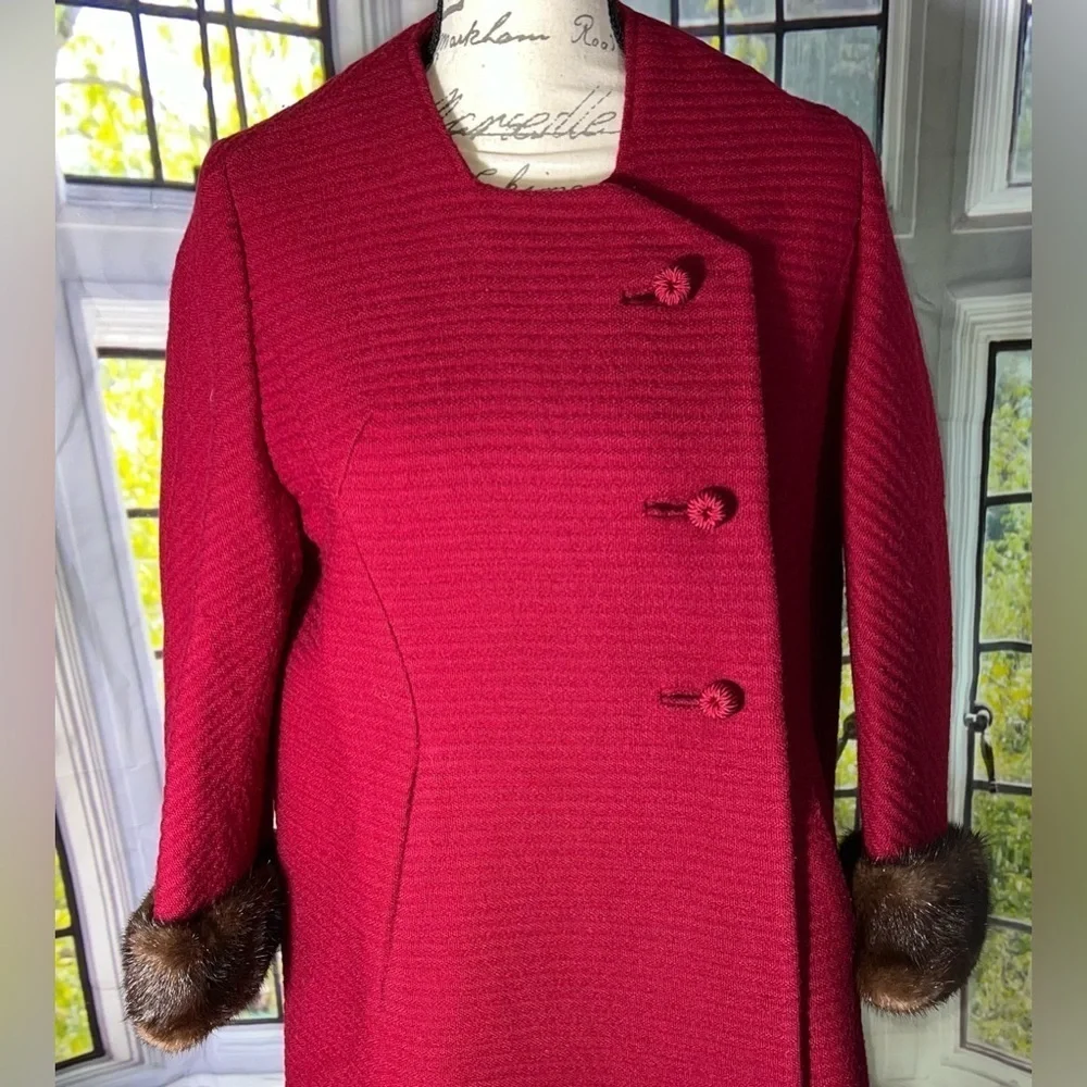 Vintage 50s Boucle Princess style coat mink fur cuffs - Picture 7 of 7